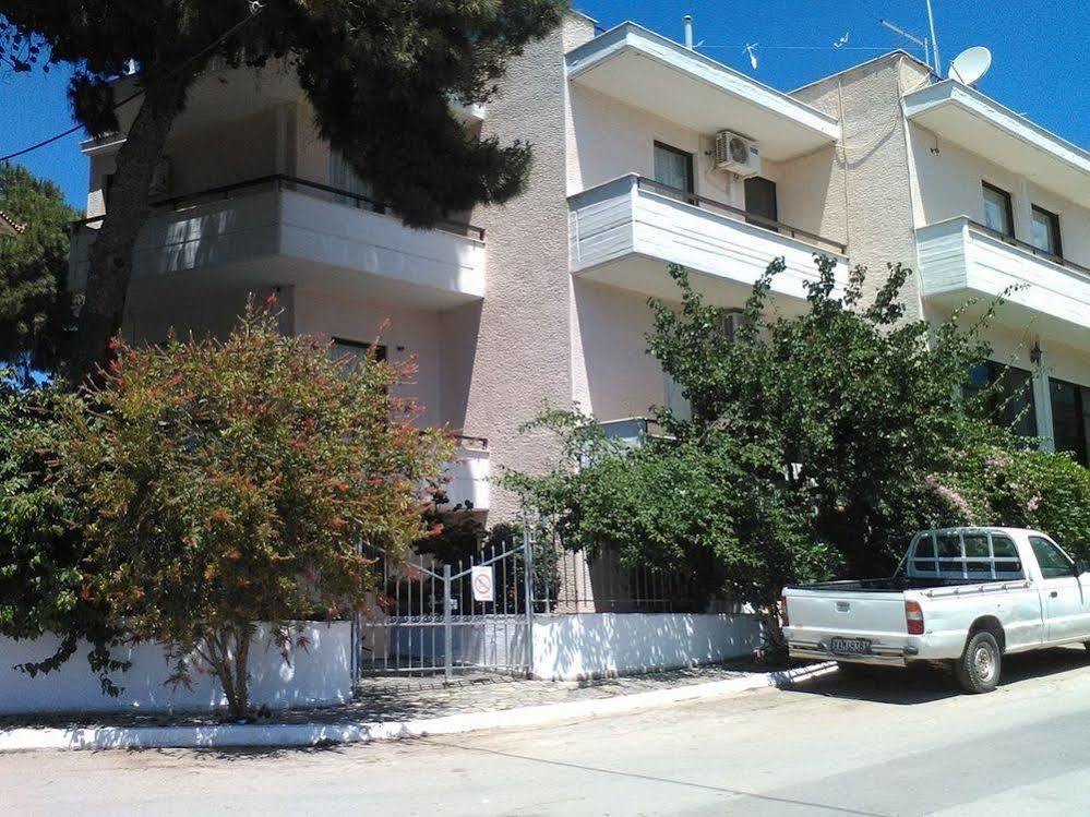 Aparthotel Iliahtides Amarinto Exterior foto