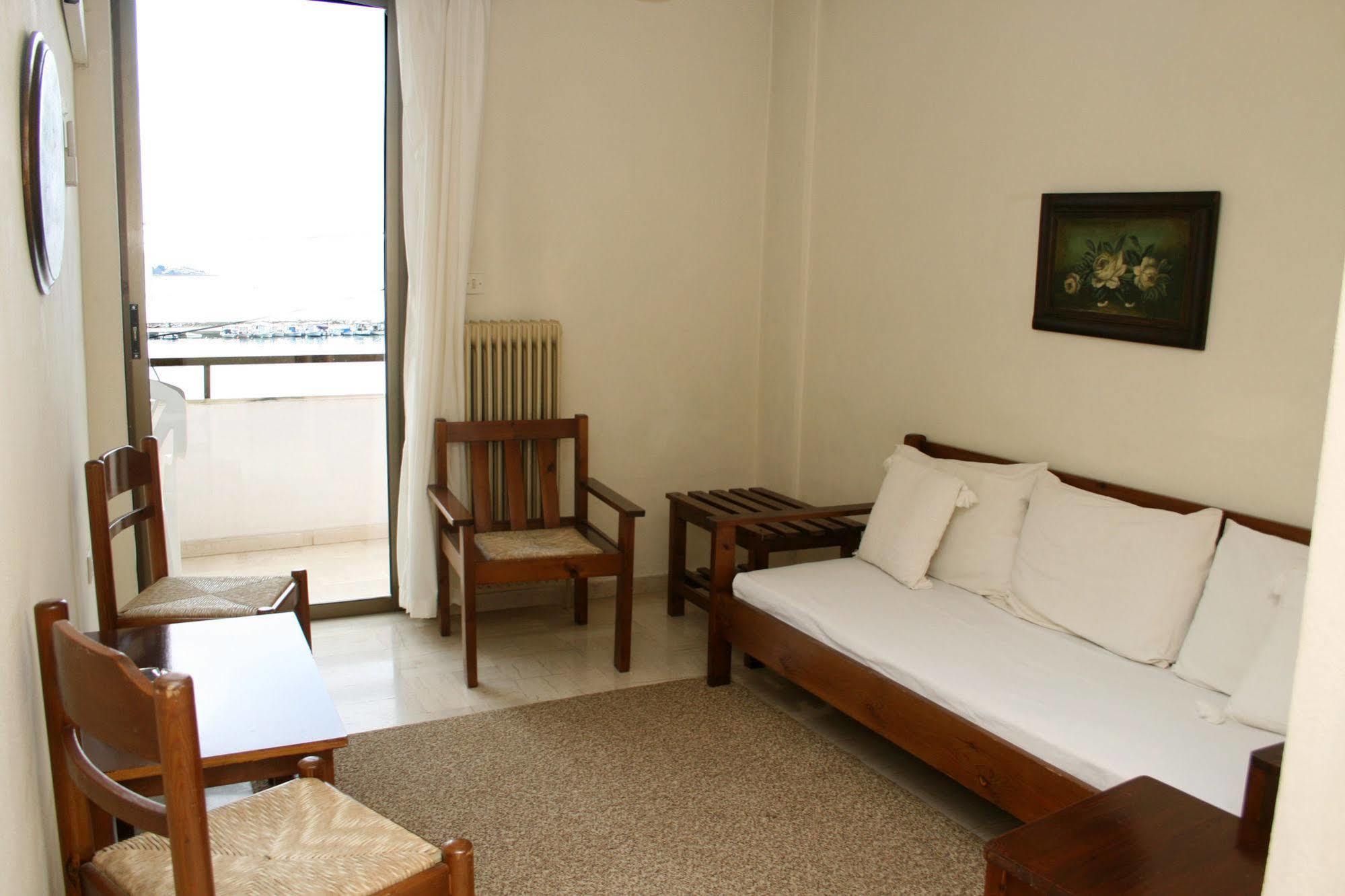 Aparthotel Iliahtides Amarinto Exterior foto