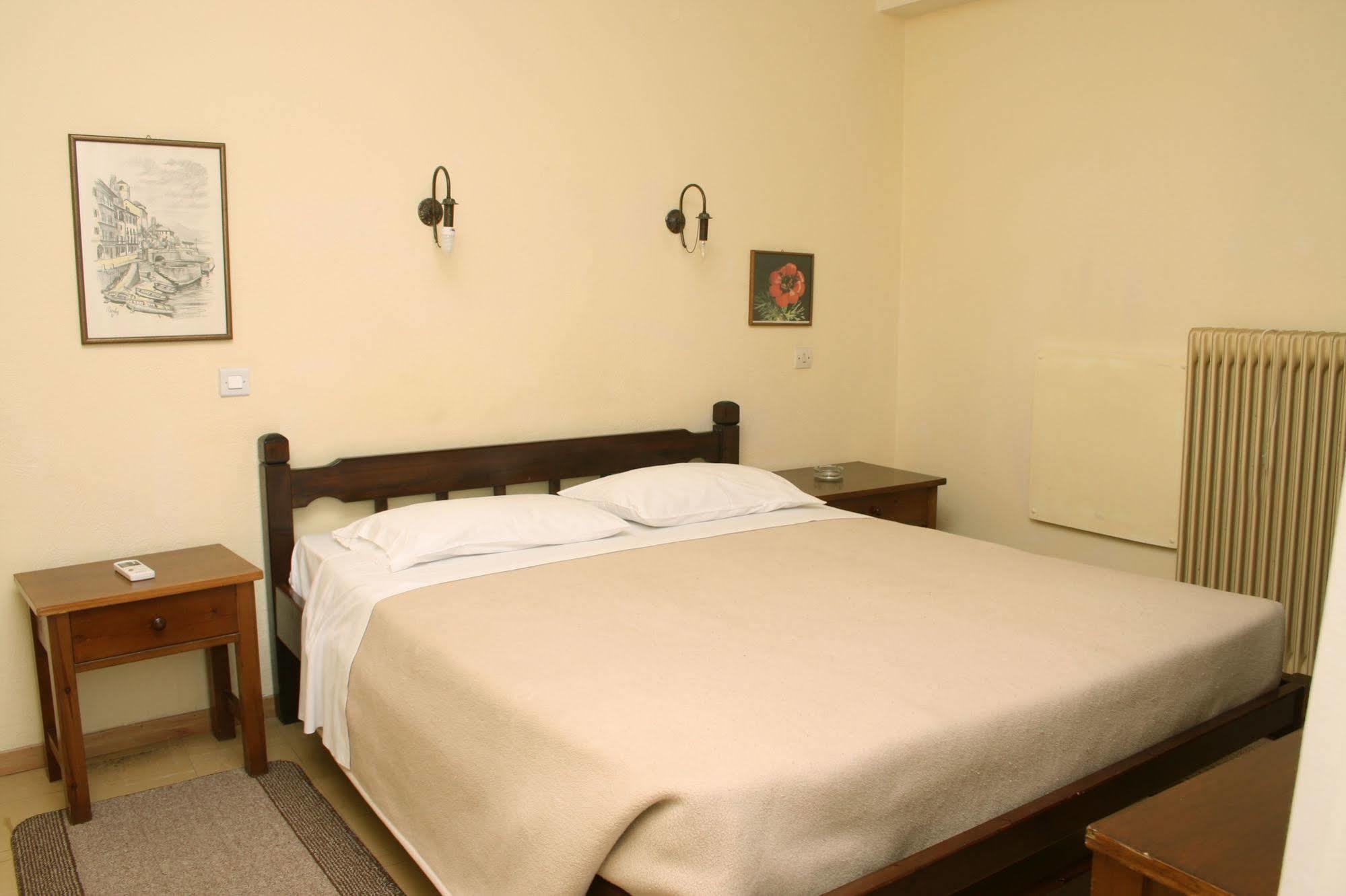Aparthotel Iliahtides Amarinto Exterior foto